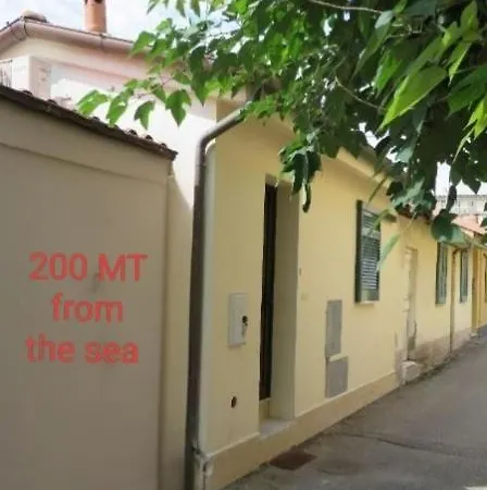 Monolocale Ronchi Mare Apartment *